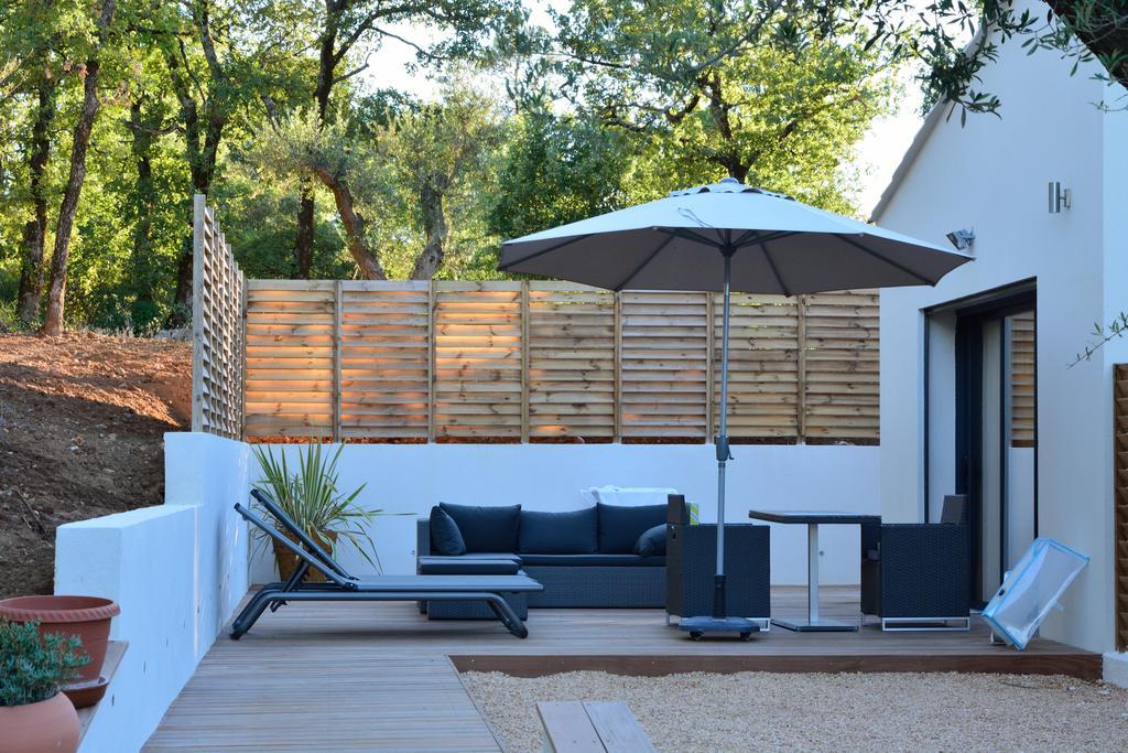 Sous Les Oliviers - Piscine Chauffee - Studios De Standing Tout-Equipes Saint-Maximin-la-Sainte-Baume Luaran gambar