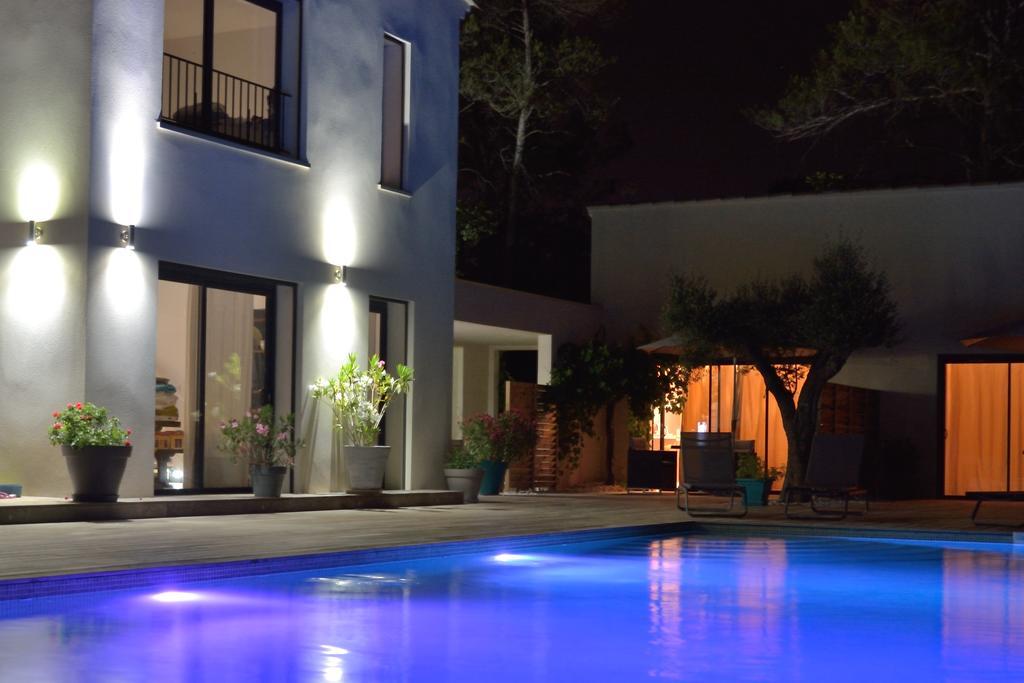 Sous Les Oliviers - Piscine Chauffee - Studios De Standing Tout-Equipes Saint-Maximin-la-Sainte-Baume Luaran gambar